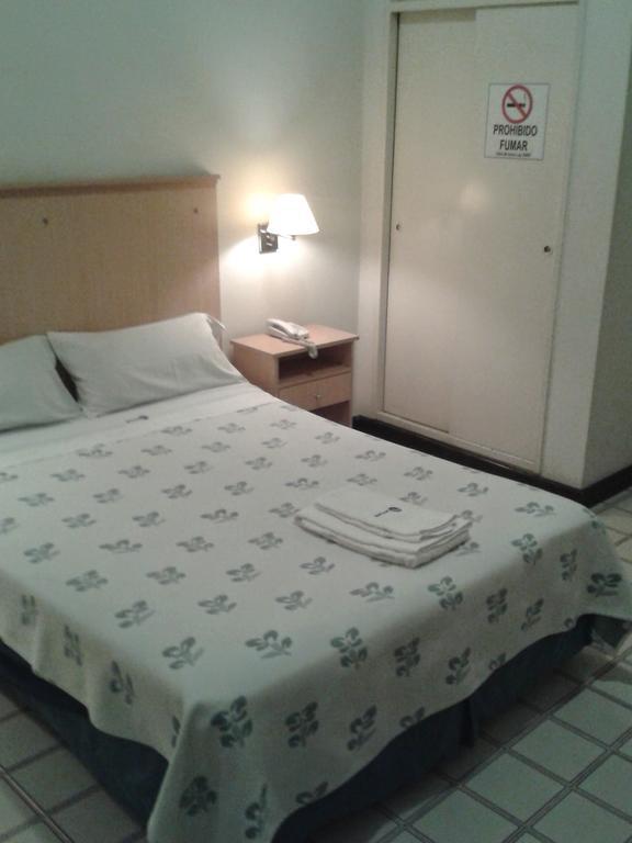 Mari Plaza Hotel Buenos Aires Eksteriør bilde